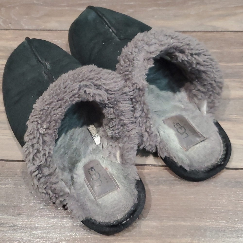 UGG Women Insulated lined Sheepskin fur slippers flat flip flip sz 7 - Picture 4 of 11